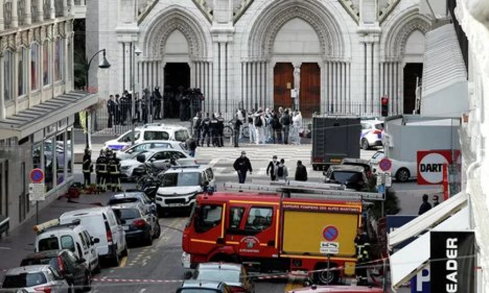 Μπαράζ καταδίκης για τις φρικαλεότητες στην Νίκαια